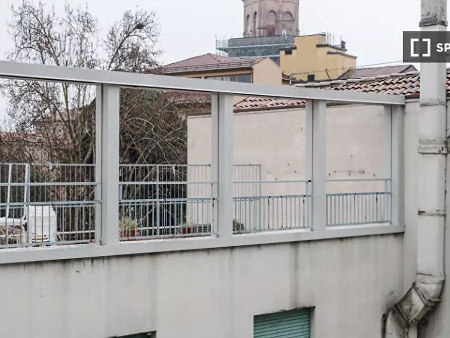 Immagine 17 di Camera condivisa in affitto  in Via delle Belle Arti a Bologna