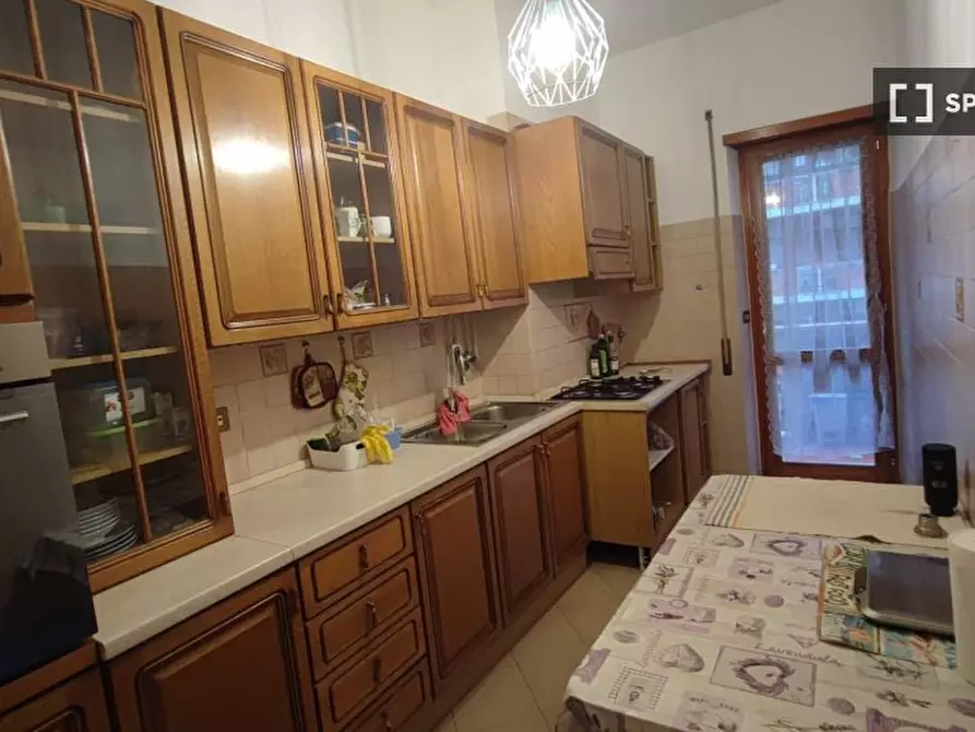 Immagine 16 di Camera condivisa in affitto  in Via Nocera Umbra a Roma