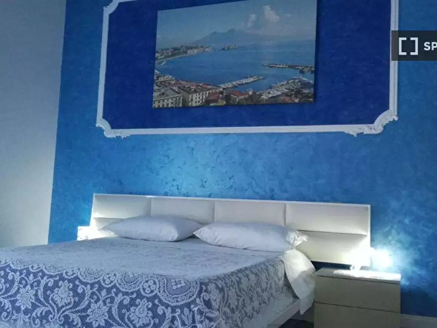 Immagine 2 di Camera condivisa in affitto  in Via Santa Maria delle Grazie a Loreto a Napoli