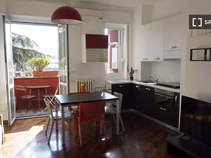 Immagine 18 di Appartamento in affitto  in Via Tavazzano a Milano