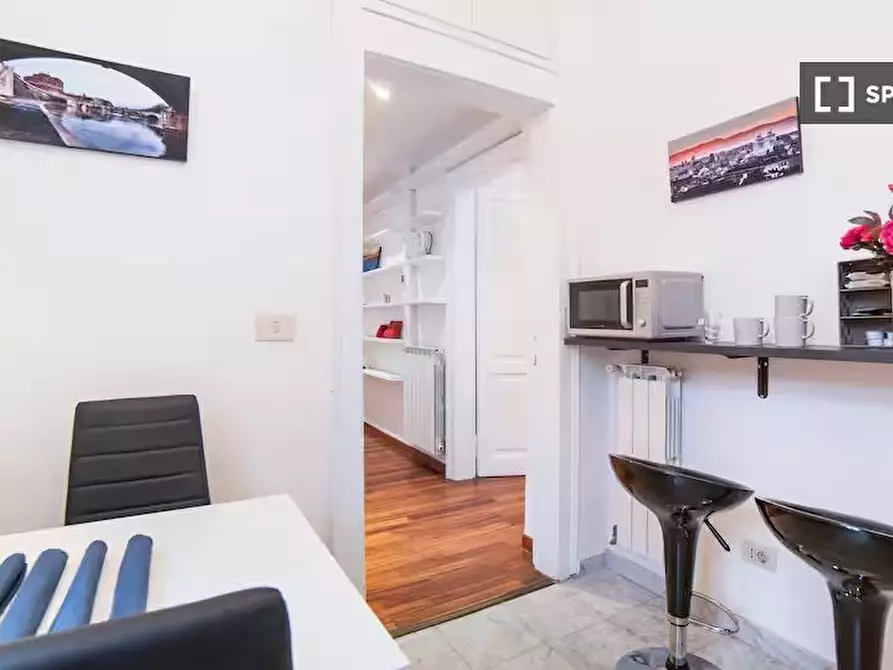 Immagine 16 di Appartamento in affitto  in Borgo Vittorio a Roma