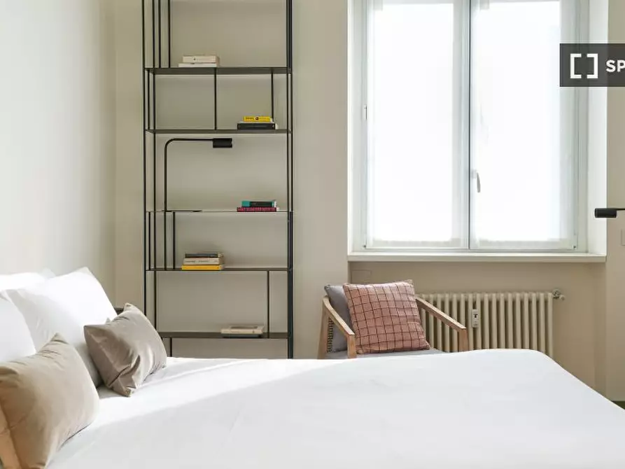 Immagine 1 di Appartamento in affitto  in Alzaia Naviglio Pavese a Milano