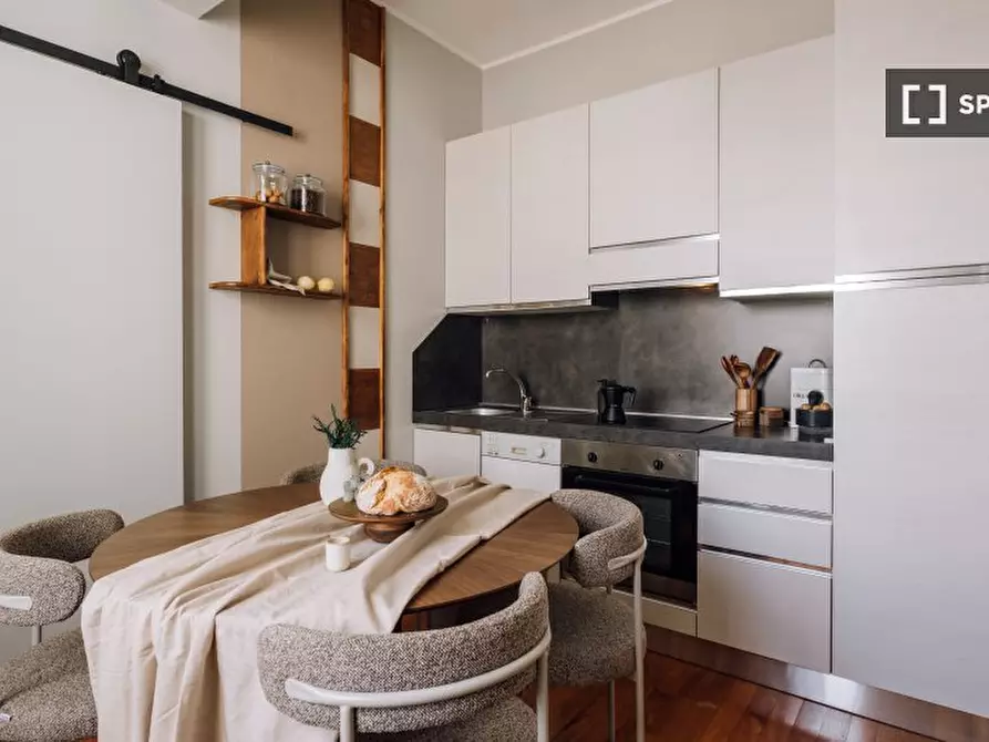 Immagine 9 di Appartamento in affitto  in Via Senato a Milano