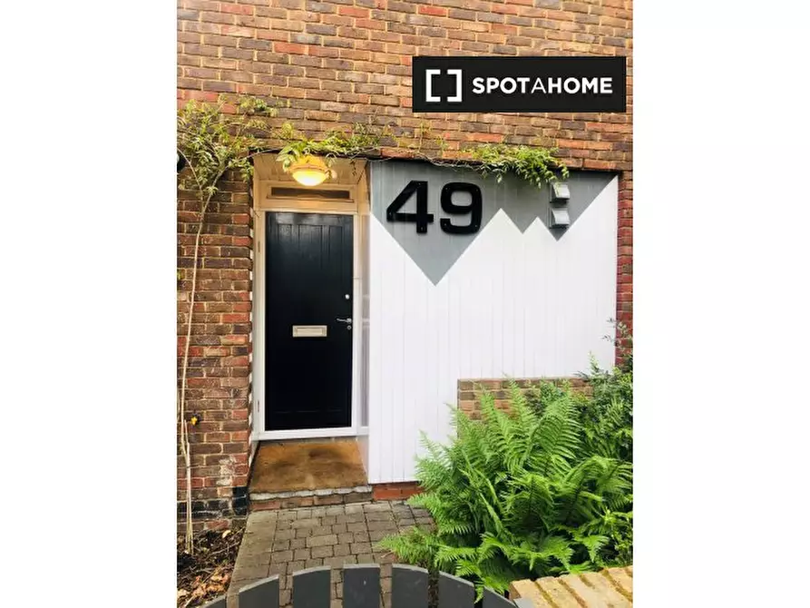 Immagine 5 di Camera condivisa in affitto  in Goldman Cl a Poplar