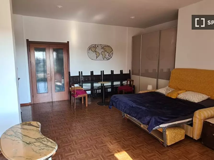 Immagine 9 di Camera condivisa in affitto  in Via Tiburtina a Roma