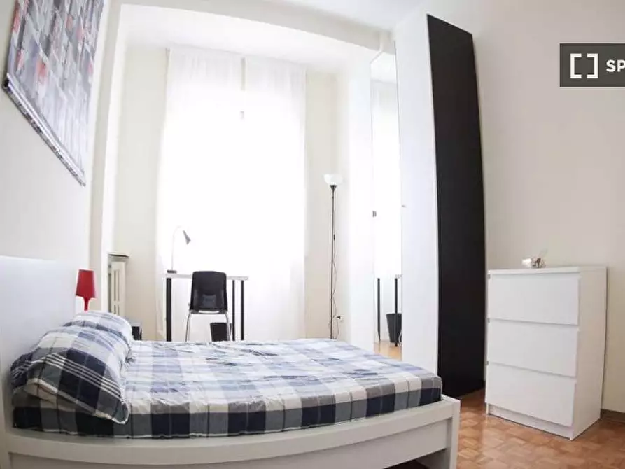 Immagine 1 di Camera condivisa in affitto  in Via Vetta D'Italia a Milano