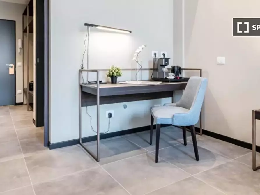 Immagine 9 di Appartamento in affitto  in Via Spadari a Milano