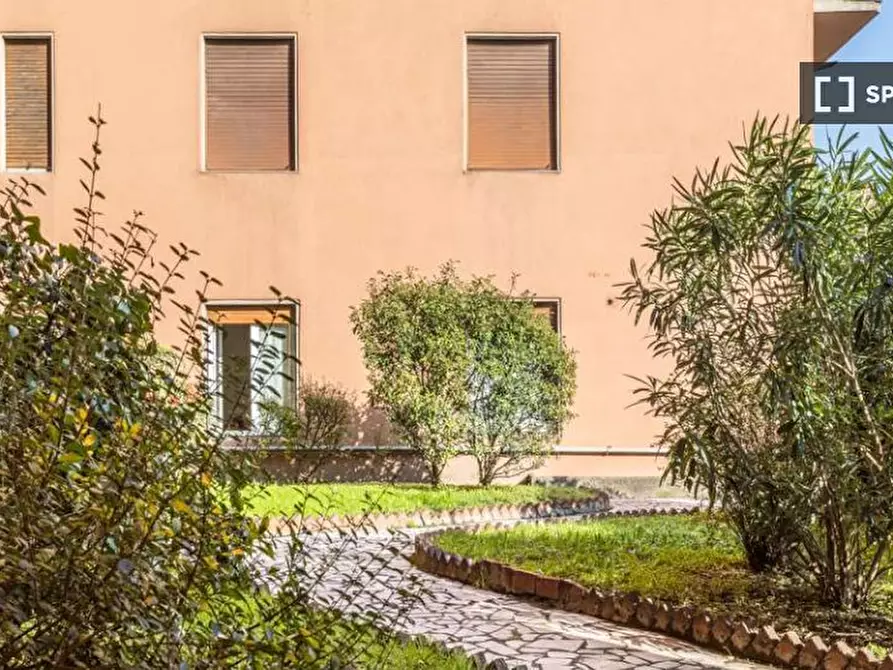 Immagine 3 di Camera condivisa in affitto  in Via Monte Ceneri a Milano