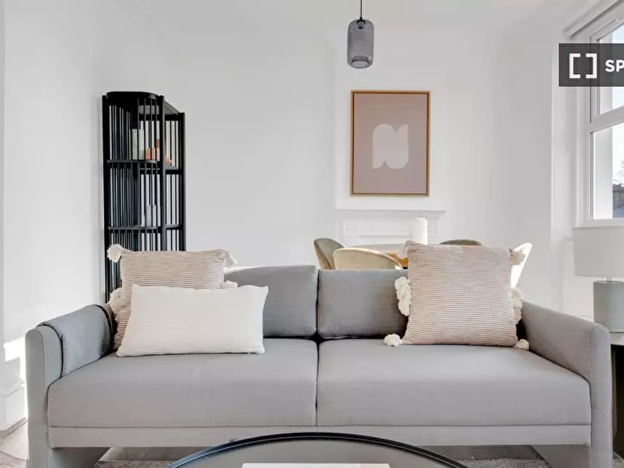 Immagine 2 di Appartamento in affitto  in Earls Ct Rd a Kensington