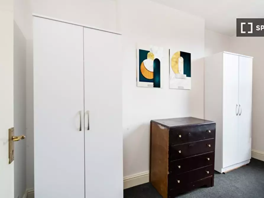 Immagine 2 di Camera condivisa in affitto  in Lavender Hill a Wandsworth
