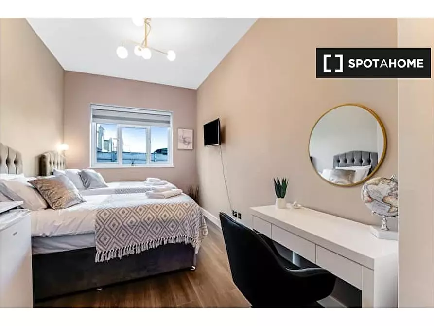 Immagine 10 di Ufficio in affitto  in Flat 25 High Rd a Tottenham