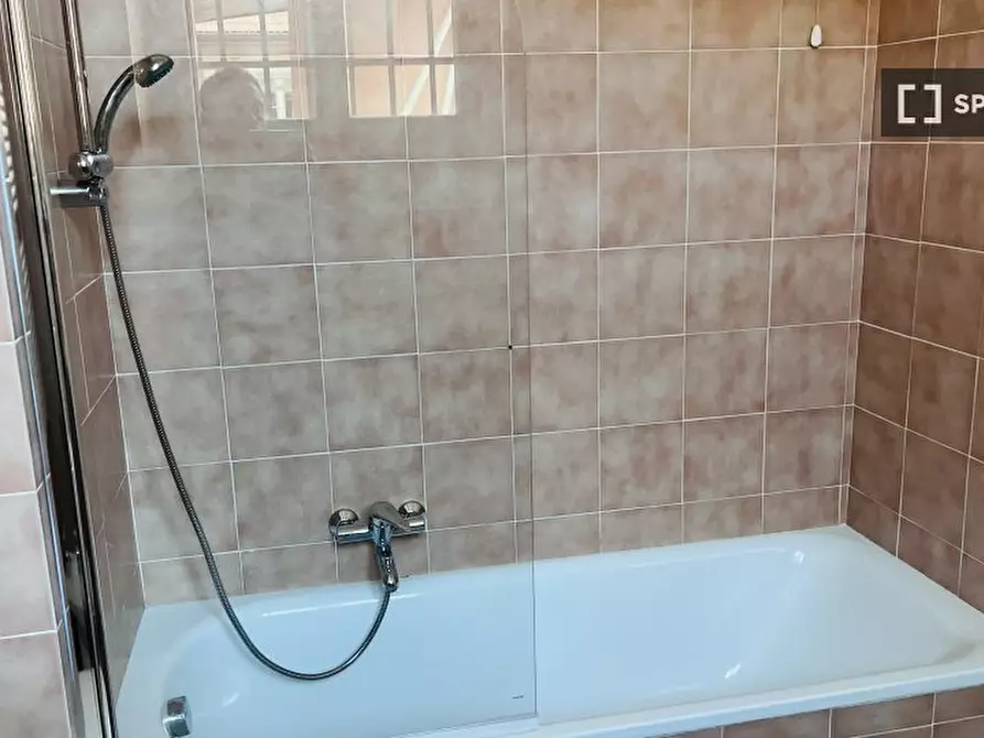 Immagine 3 di Camera condivisa in affitto  in Via Nicola Palmieri a Milano