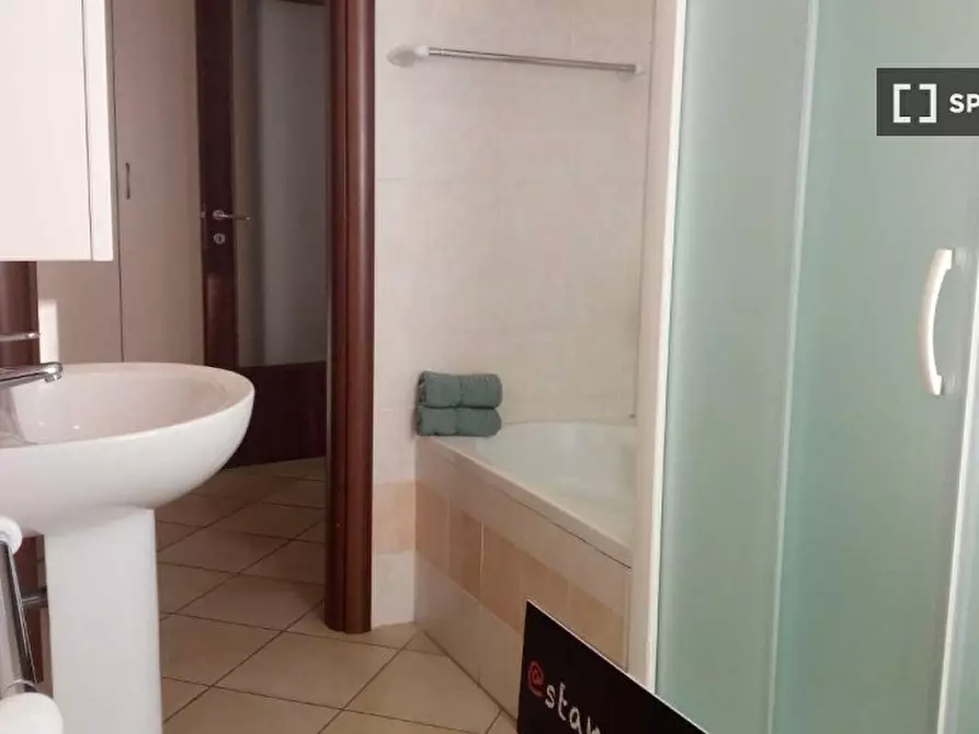 Immagine 10 di Camera condivisa in affitto  in Cesare Battisti a Brescia