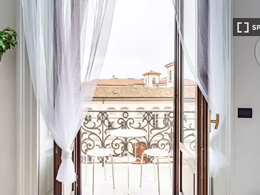 Immagine 4 di Ufficio in affitto  in Corso Magenta a Milano