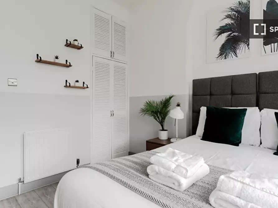 Immagine 15 di Appartamento in affitto  in Apartment a Kensington