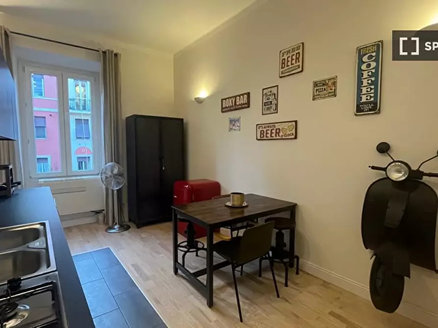 Immagine 14 di Appartamento in affitto  in Via Carlo Mirabello a Roma