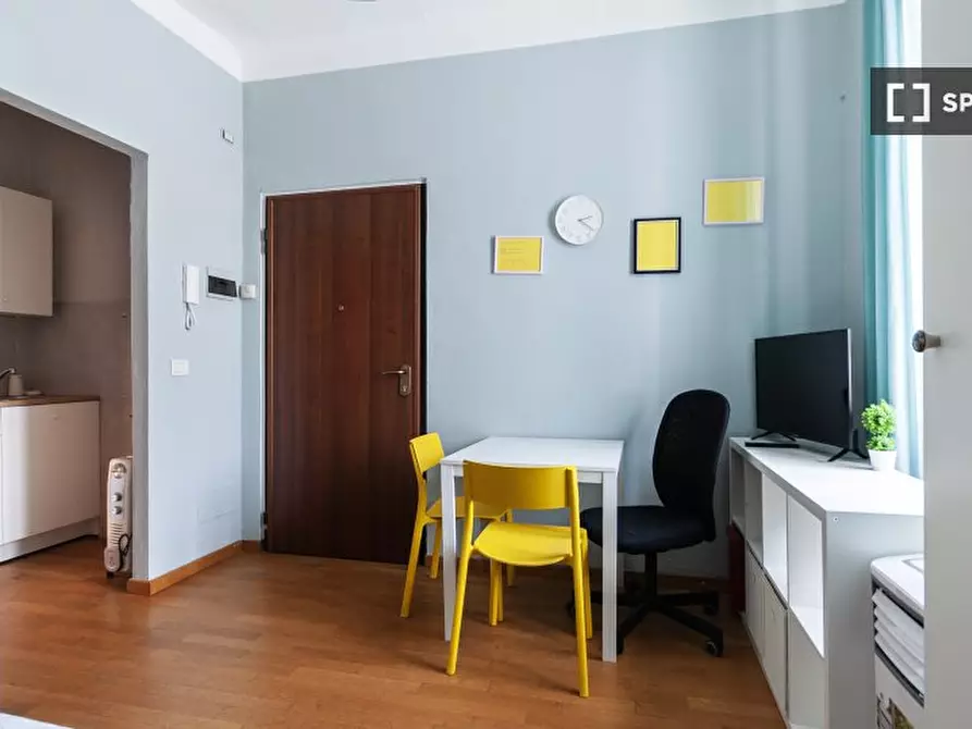 Immagine 2 di Appartamento in affitto  in Via Varesina a Milano