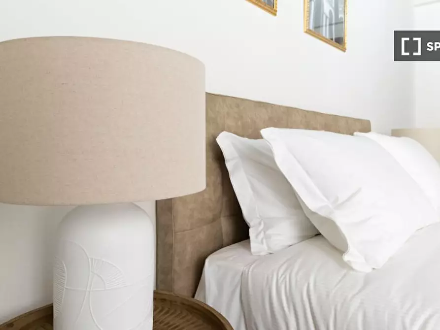 Immagine 10 di Appartamento in affitto  in Via Dei Cappuccini a Roma