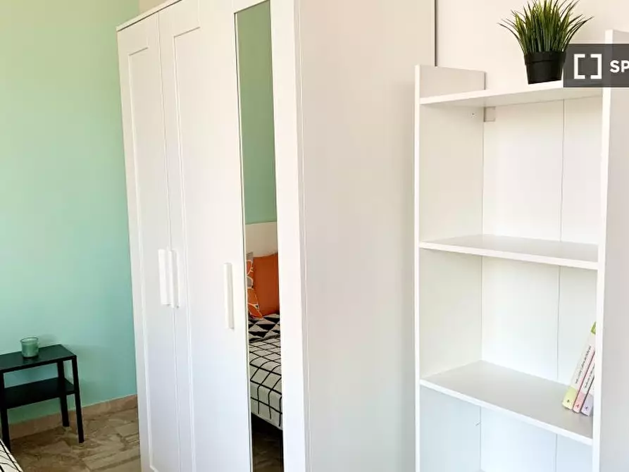 Immagine 2 di Camera condivisa in affitto  in VIALE F. REDI a Firenze