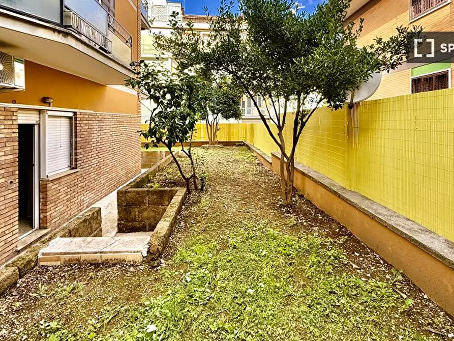 Immagine 7 di Appartamento in affitto  in Via Cardinal Salotti a Roma