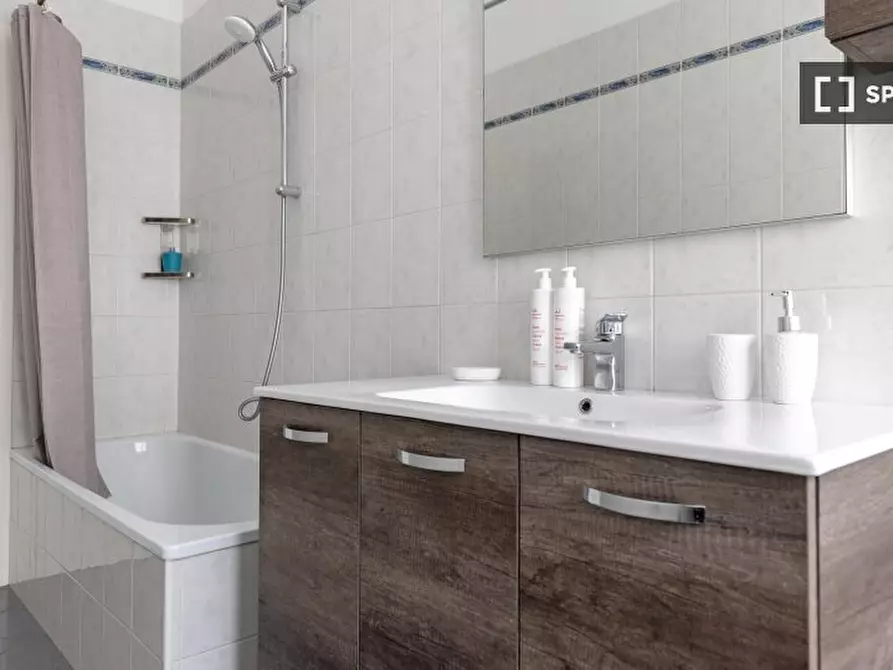 Immagine 3 di Ufficio in affitto  in Via Lombardia a Bologna