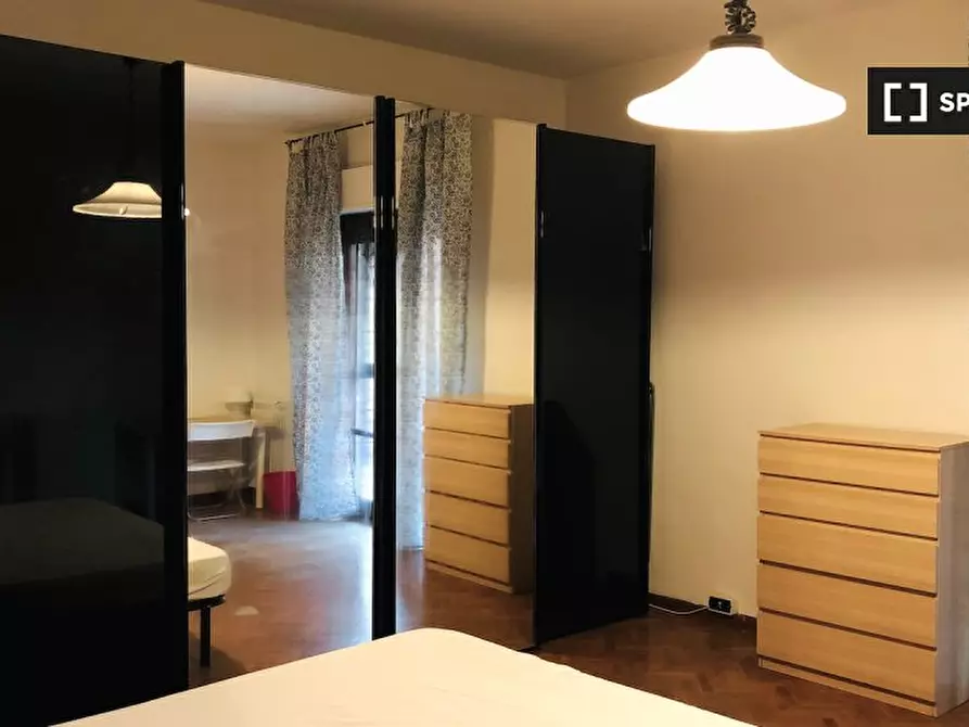 Immagine 16 di Camera condivisa in affitto  in Via Francesco Orestano a Roma
