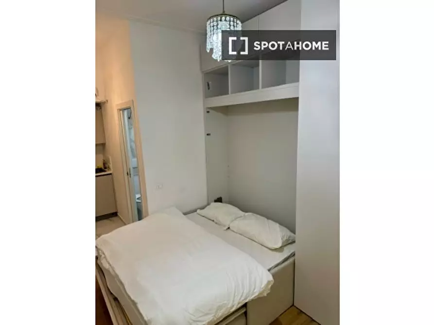 Immagine 10 di Ufficio in affitto  in Via Giuseppe Mercalli a Roma