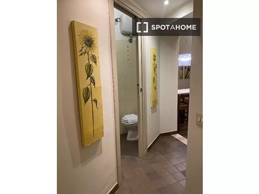 Immagine 13 di Appartamento in affitto  in Piazza San Giovanni In Laterano a Roma