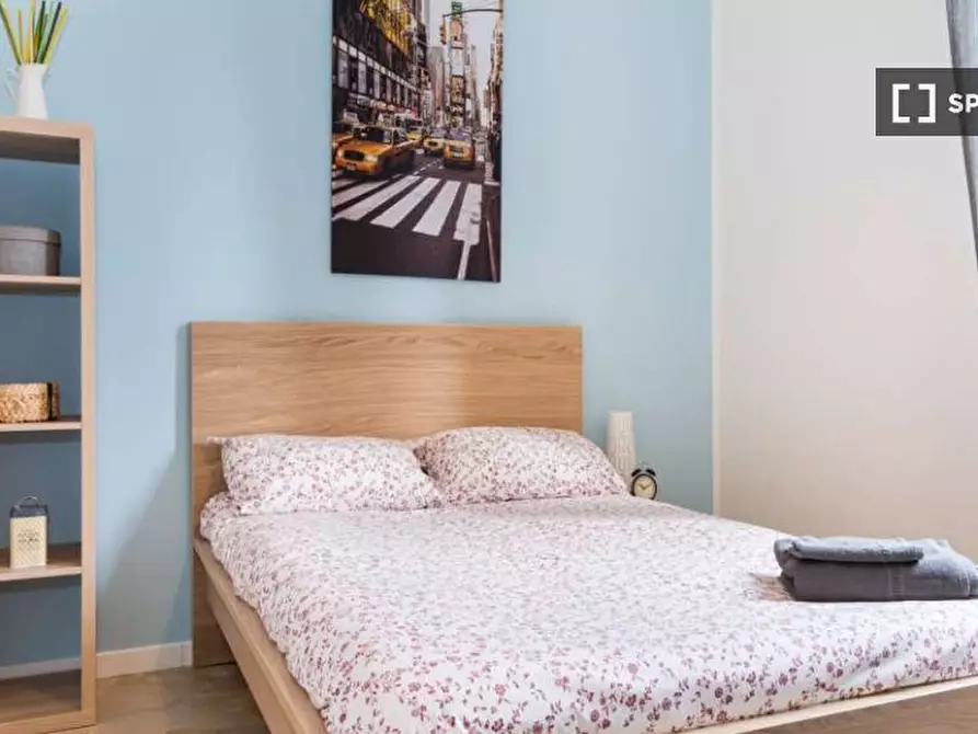 Immagine 2 di Camera condivisa in affitto  in Via Salvatore Barzilai a Milano