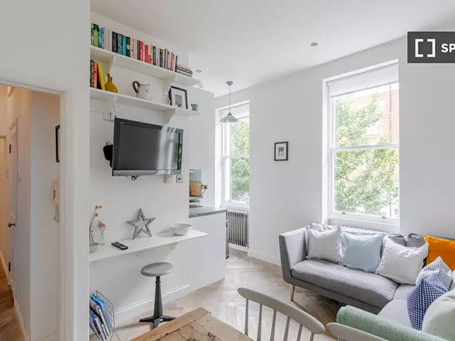 Immagine 15 di Appartamento in affitto  in flat a Camden Town