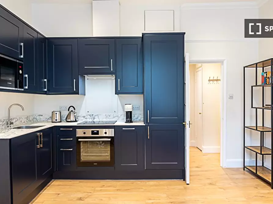 Immagine 12 di Appartamento in affitto  in Queensborough Terrace a Paddington