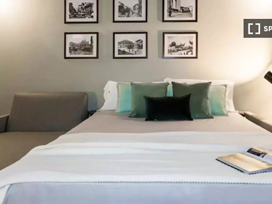 Immagine 5 di Appartamento in affitto  in Via Monte Napoleone a Milano