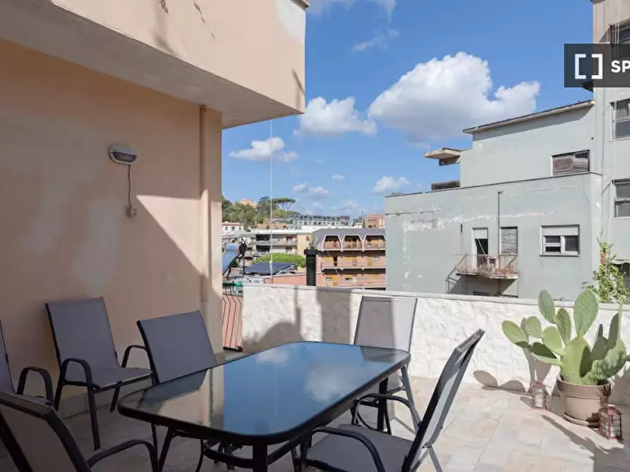 Immagine 6 di Appartamento in affitto  in Via della Cava Aurelia a Roma