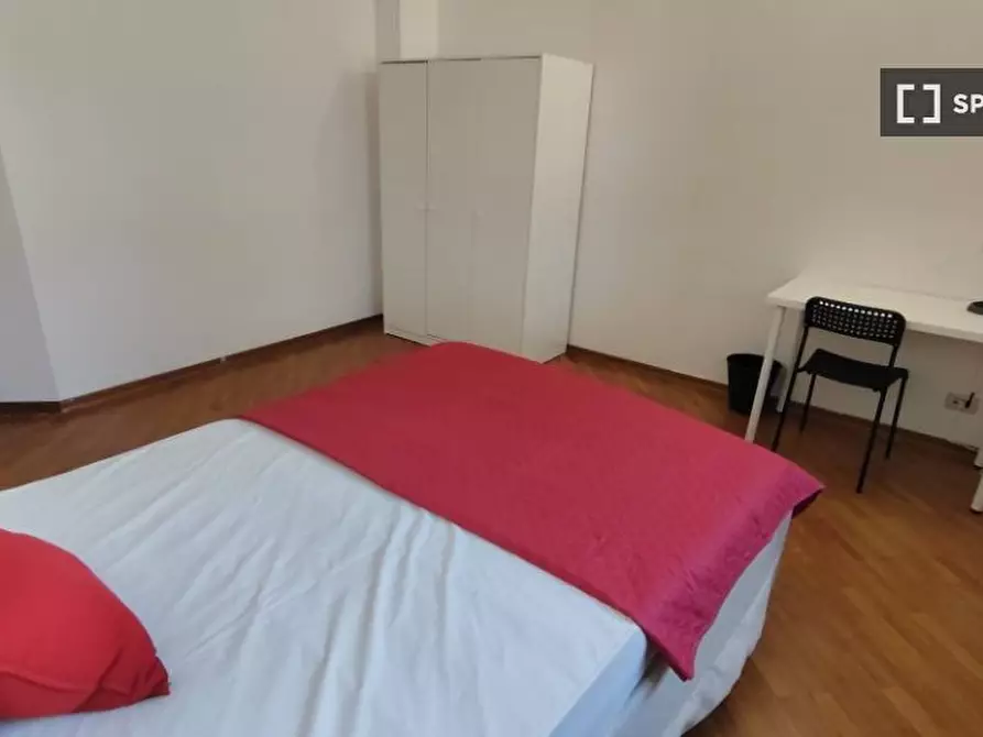 Immagine 4 di Camera condivisa in affitto  in Via del Ponte all'Asse a Firenze