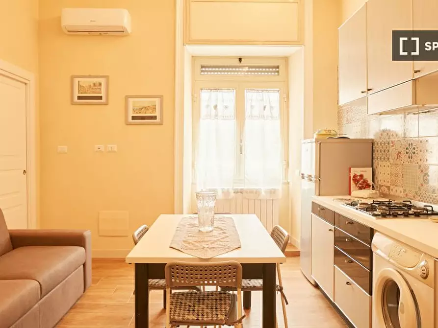 Immagine 14 di Appartamento in affitto  in Via Foggia a Napoli