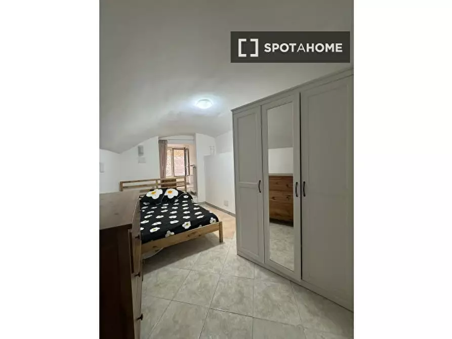 Immagine 1 di Appartamento in affitto  in Via Antonio Mancini a Napoli