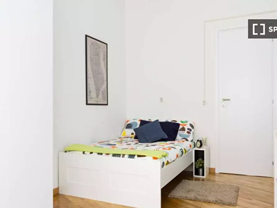 Immagine 1 di Camera condivisa in affitto  in Via Larga a Milano