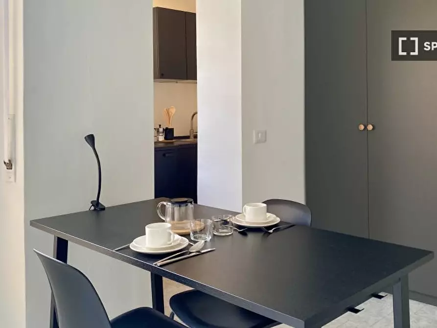 Immagine 2 di Camera condivisa in affitto  in Viale Molise a Milano