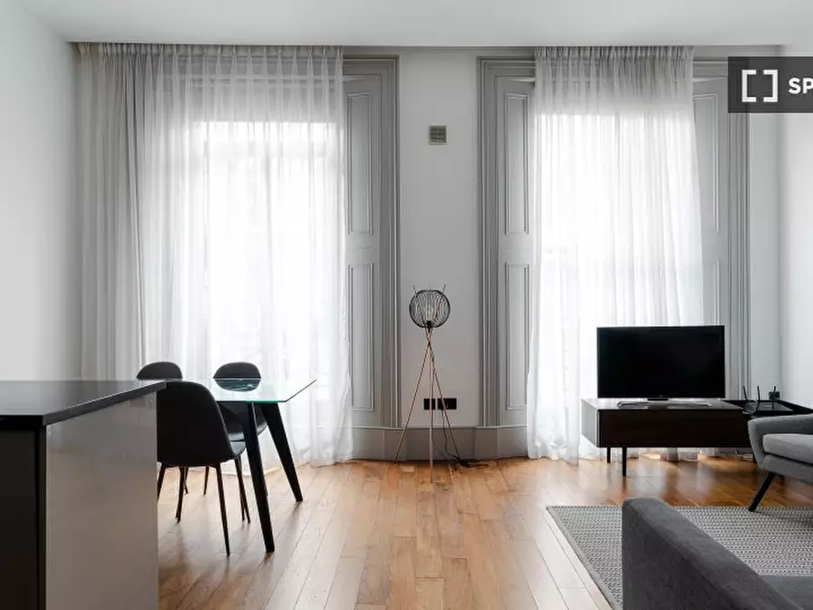 Immagine 8 di Appartamento in affitto  in Apartment a Kensington