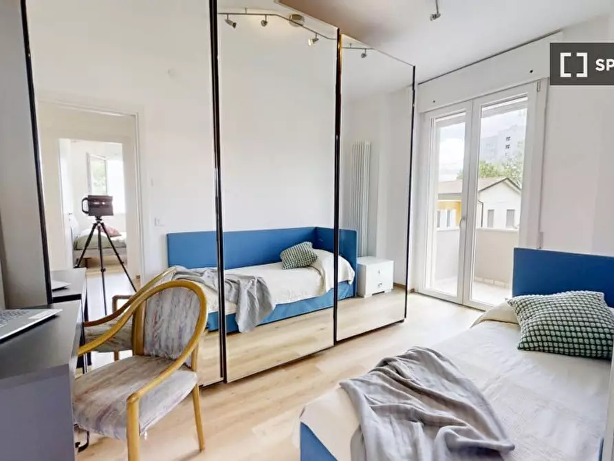 Immagine 17 di Camera condivisa in affitto  in VIA cosme tura a Padova