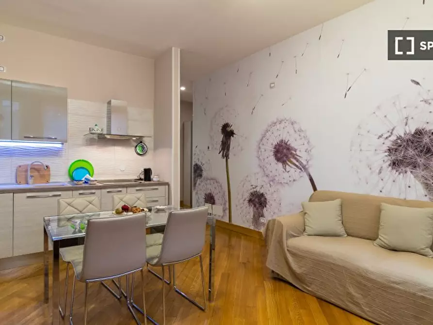 Immagine 14 di Appartamento in affitto  in Via Paolo Emilio Imbriani a Napoli