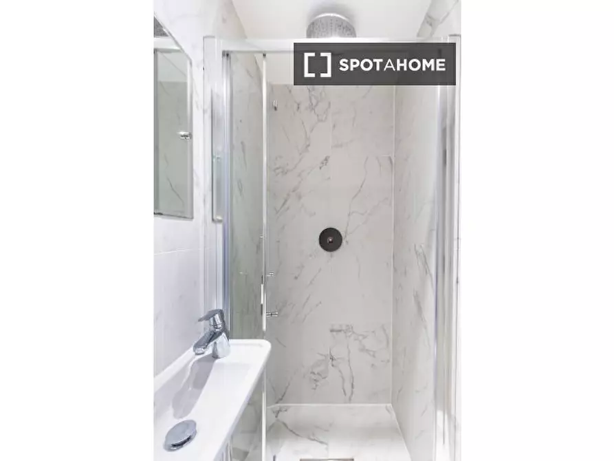 Immagine 11 di Appartamento in affitto  in Upper Montagu St a Paddington