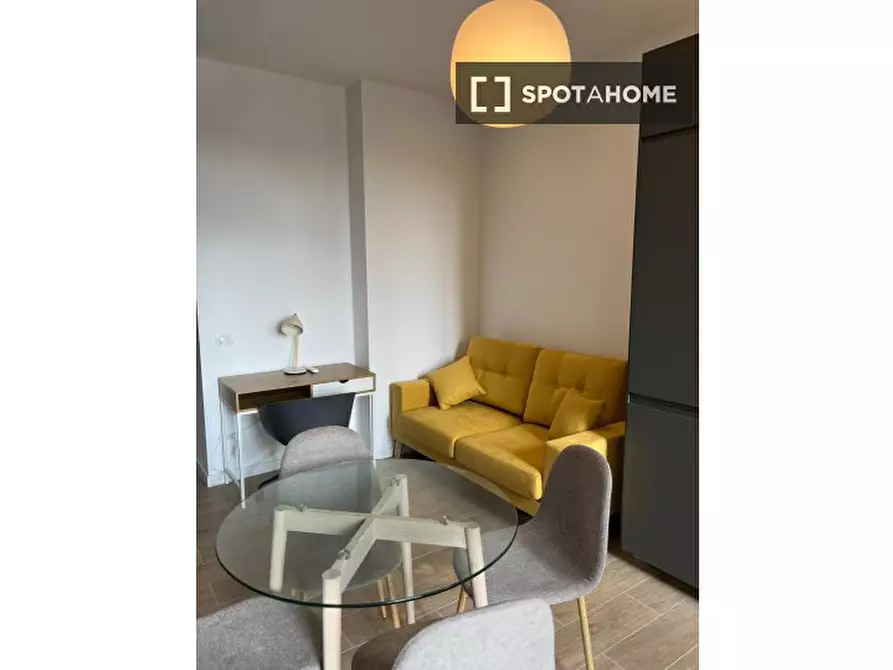 Immagine 4 di Appartamento in affitto  in Via Pietro Crespi a Milano