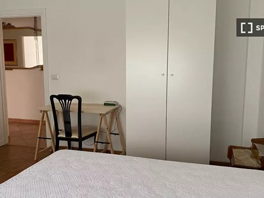 Immagine 3 di Camera condivisa in affitto  in Via dell'Impruneta a Roma