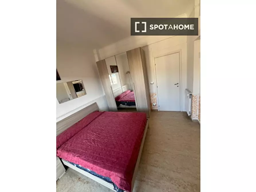 Immagine 6 di Camera condivisa in affitto  in Via Carmelo Onorato a Genova