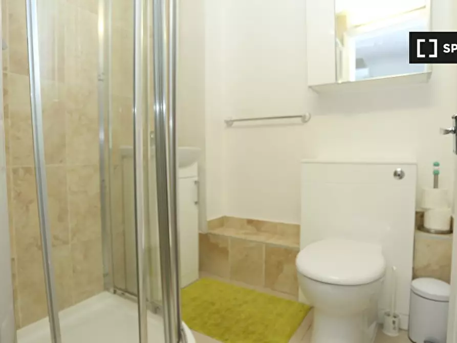 Immagine 12 di Ufficio in affitto  in Lytham Cl a Eltham