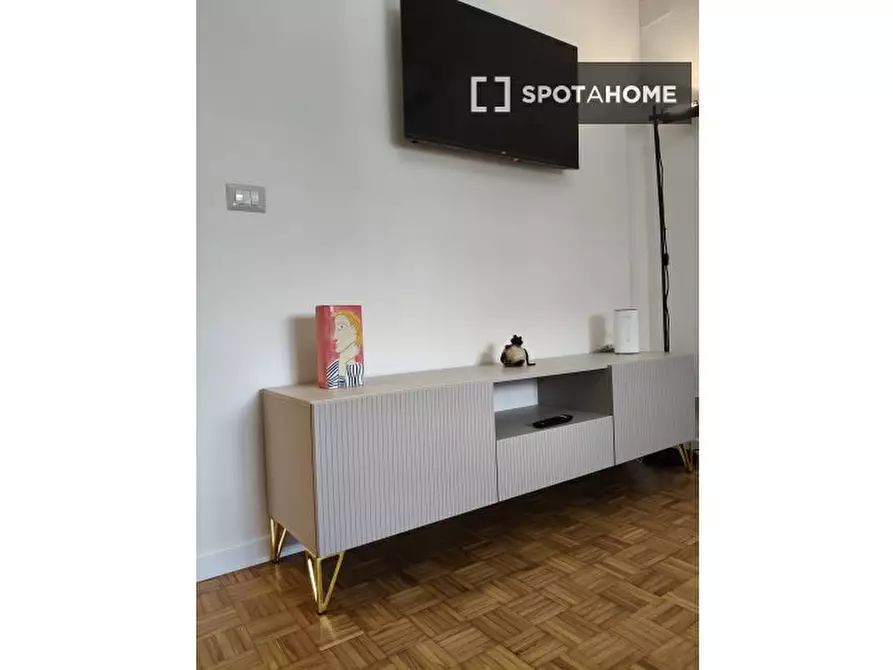 Immagine 8 di Appartamento in affitto  in Via Gradoli a Roma