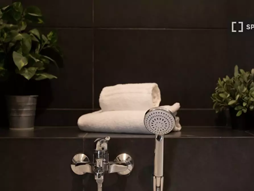 Immagine 14 di Appartamento in affitto  in Via Lazzaro Palazzi a Milano