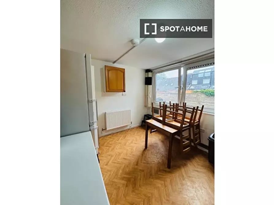 Immagine 11 di Camera condivisa in affitto  in Georges Road a Islington