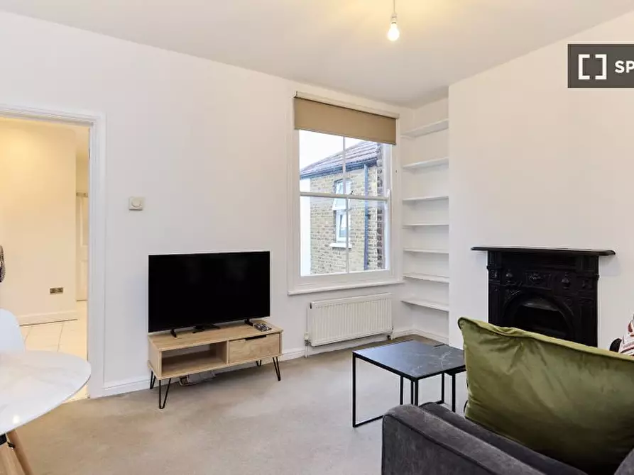 Immagine 1 di Appartamento in affitto  in Edgington Road a Lambeth